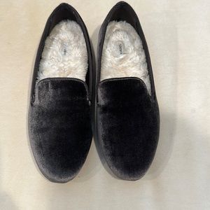 Birdies Faux Fur Shearling Driving Shoe- Never Worn. Size 8